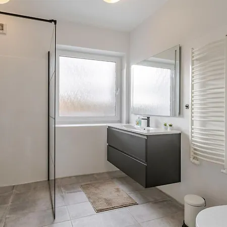 Apartamento Fader - 31km From The Sea By Interhome